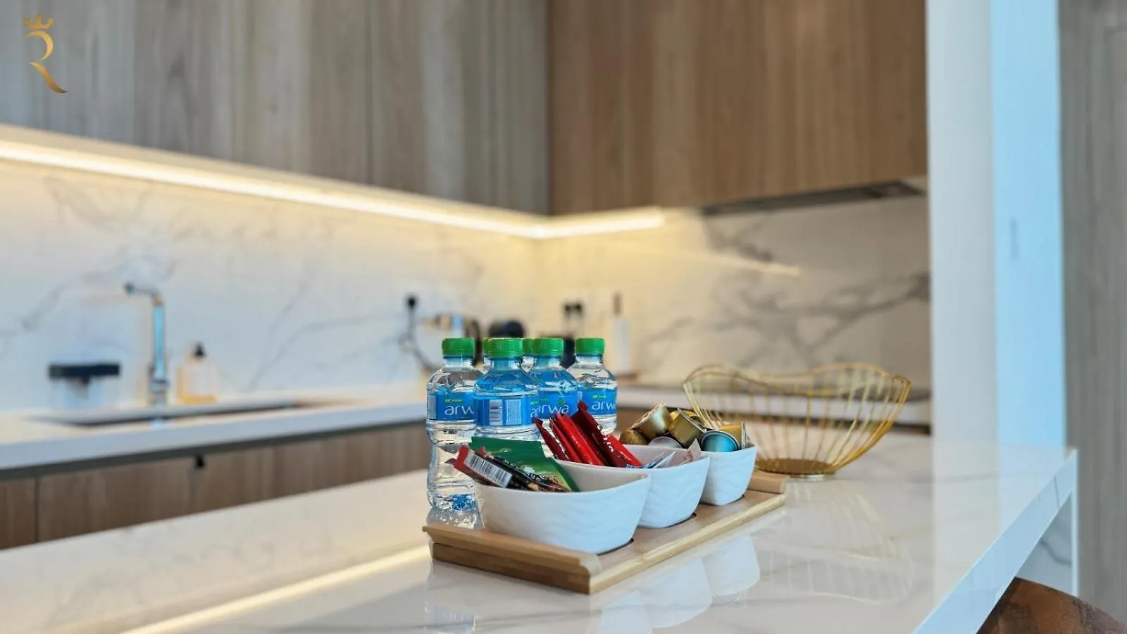 아부다비 Azure Bliss 1Br Retreat Near Saadiyat Attractions 아파트
